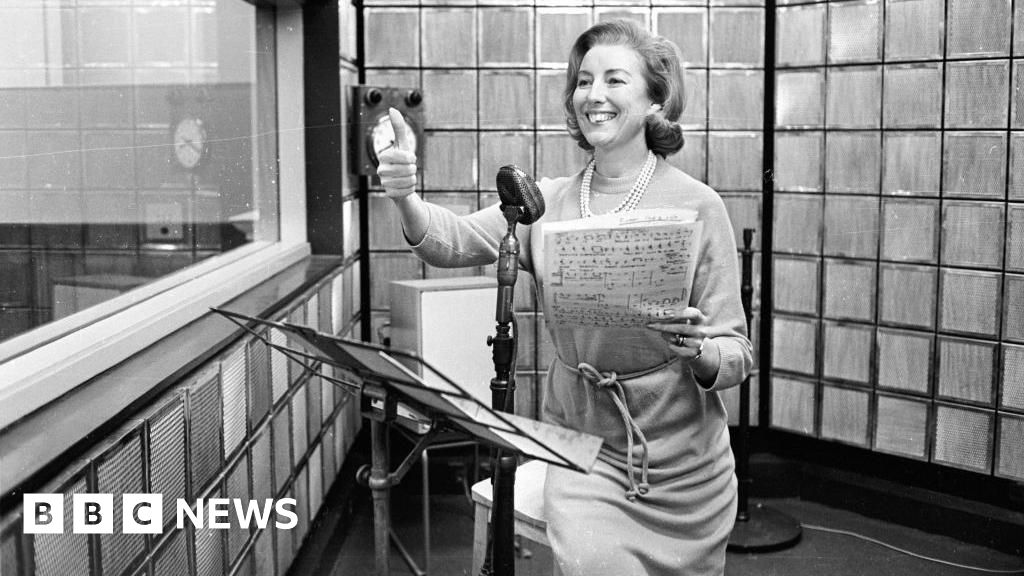 3748ee20 7901 11f0 8815 0b32e54e3c9c Dame Vera Lynn's audition records to be released 90 years on