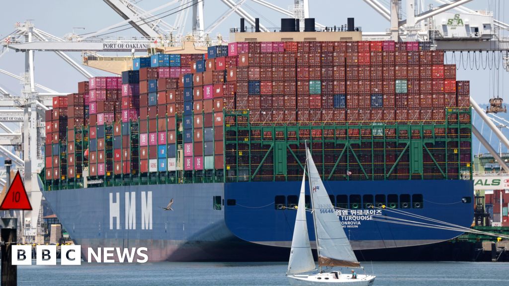 3c95d970 6e83 11f0 af20 030418be2ca5 Carney 'disappointed' as Trump increases tariffs on Canada to 35%
