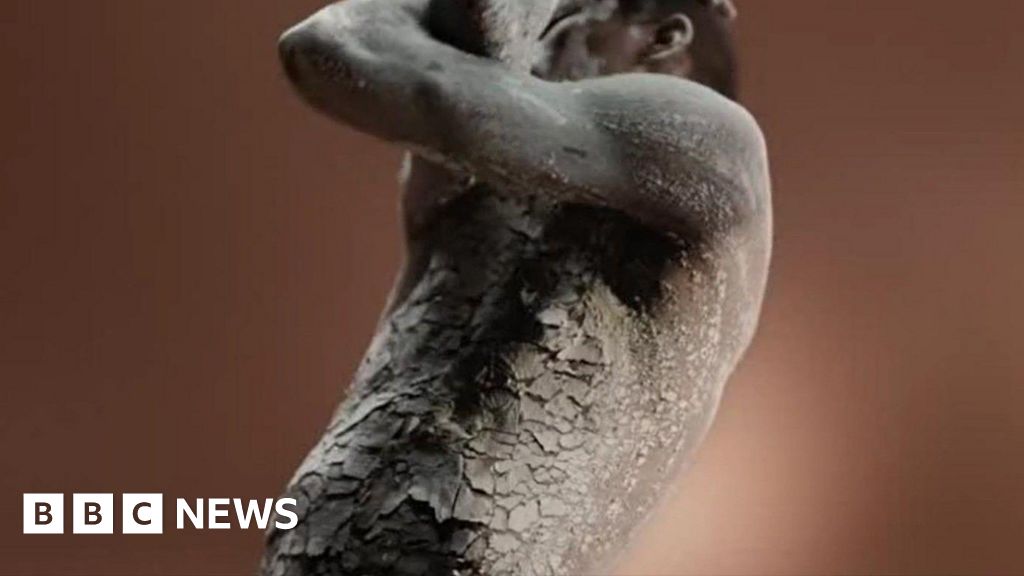 4429bc60 7d10 11f0 affd 3db3a18ad929 Sanex shower gel ad banned over racial stereotype