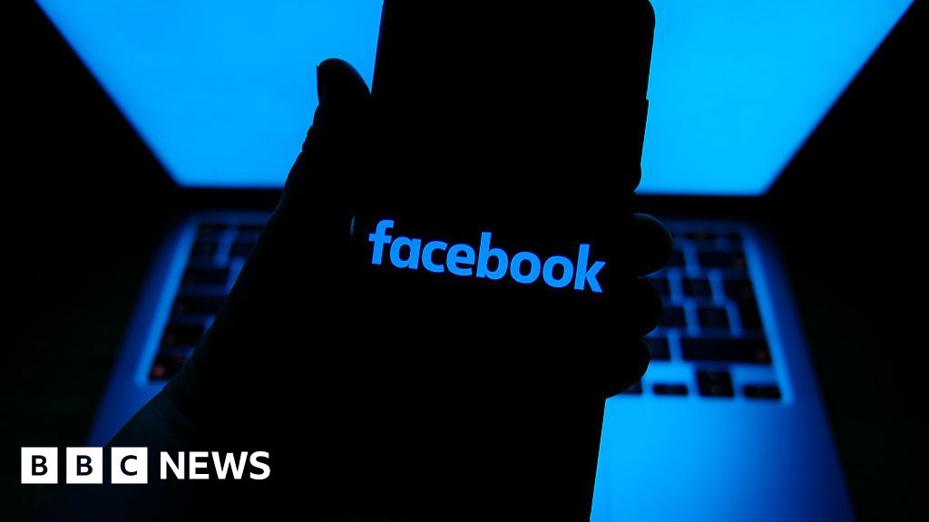 46eb3de0 7ef3 11f0 a34f 318be3fb0481 Anger in Italy over non-consensual photos of women shared online