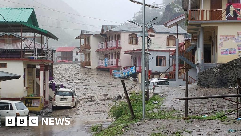 4b697a00 7271 11f0 bc37 3bd58a1899a4 More than 100 people missing after flash floods hit village