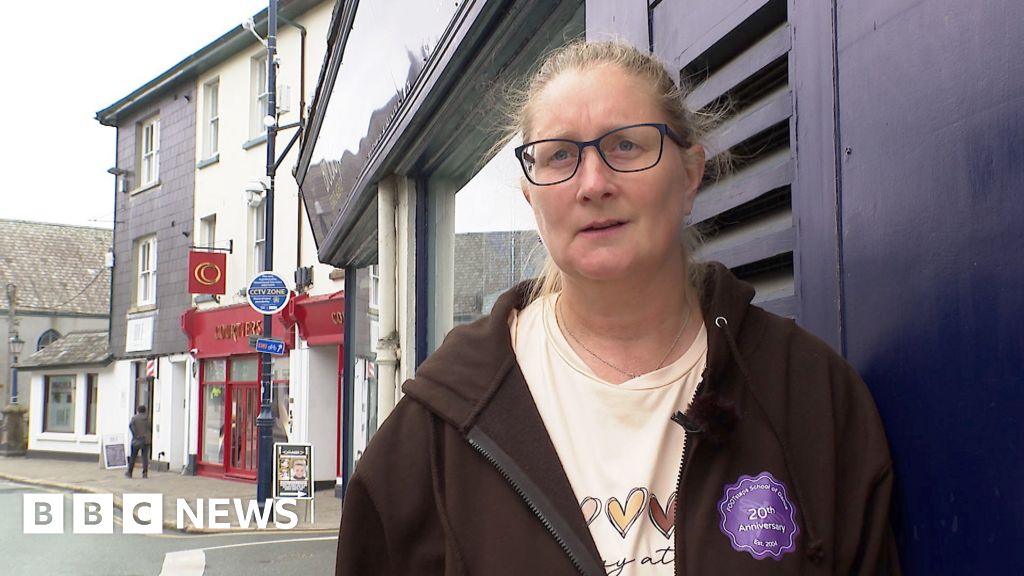 57f432b0 7825 11f0 a975 cb151ca452f4 Devon foodbanks say families struggle to feed children in school holidays