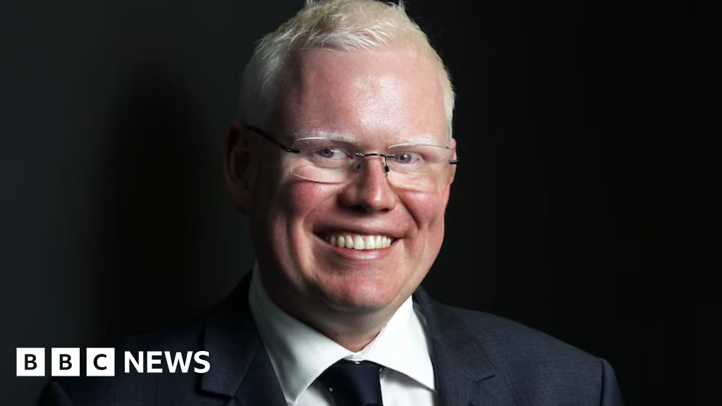 59aff190 73f5 11f0 8071 1788c7e8ae0e Convicted rapist quits Australian parliament after losing bid to stay