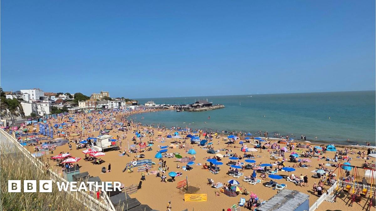 5f05ccc0 768c 11f0 a20f 3b86f375586a UK weather: Amber health alerts as heatwave temperatures set to hit 34C