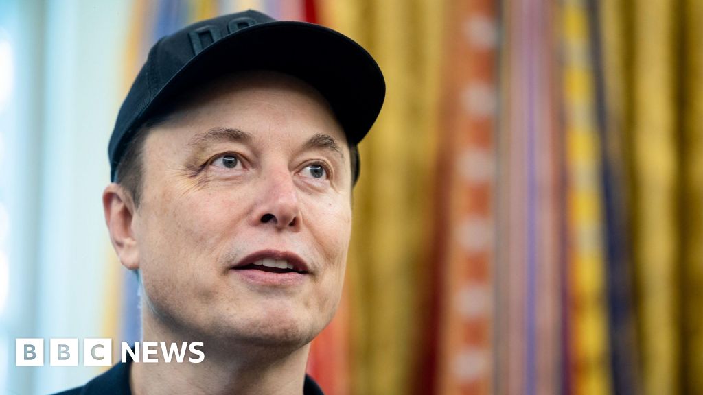 6904fb10 7128 11f0 b211 07c008c3ec4f Tesla awards boss Elon Musk $29bn in shares
