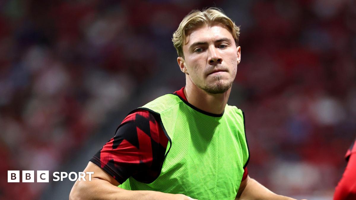 7647d210 7b6f 11f0 a66c 9bdb0b7d2738 Rasmus Hojlund: Manchester United striker left out of Arsenal game