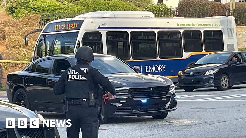 7f2b2010 750e 11f0 9cb3 2344cd85f55f Police officer dies after shooting near US's CDC headquarters