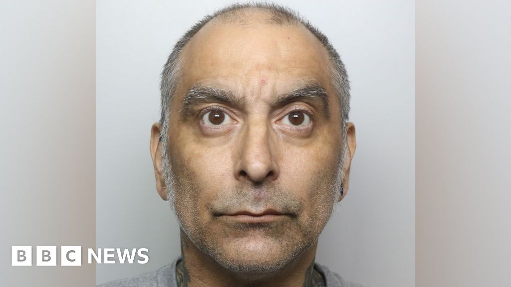 83e5ad80 7db7 11f0 83cc c5da98c419b8 High Wycombe man who shot PC with crossbow jailed