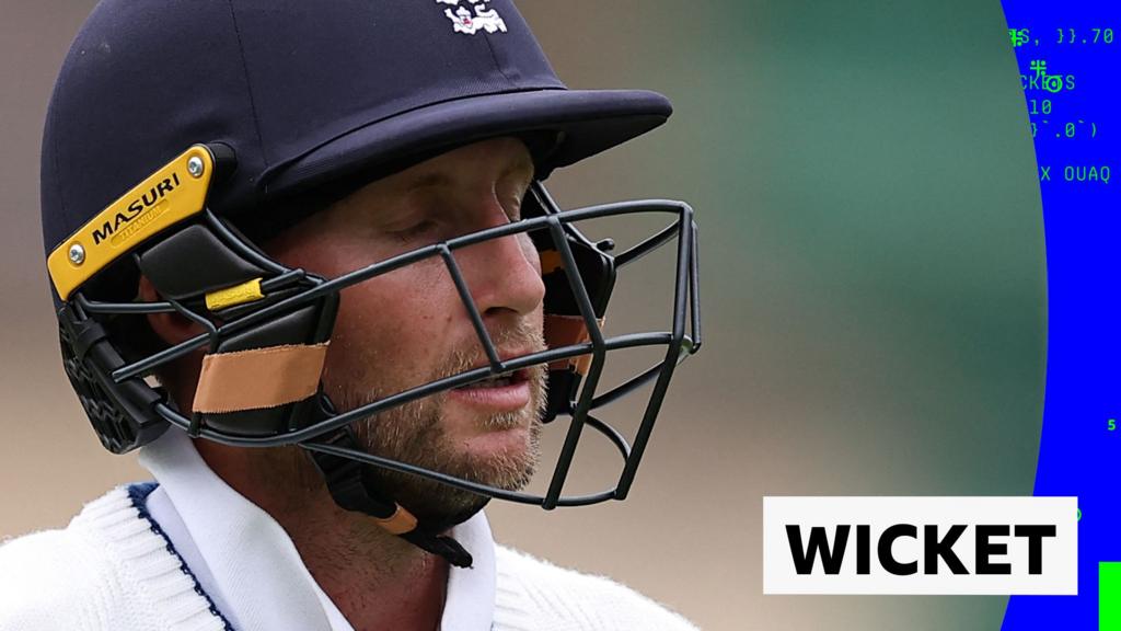 9bd91ba0 708a 11f0 89ea 4d6f9851f623 England vs India: Joe Root dismissed by Prasidh Krishna