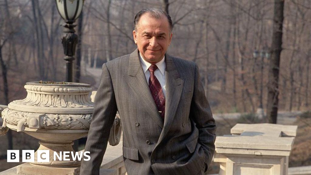 9eb12cd0 7235 11f0 9d50 7d8683455742 Romania's first democratic leader with a divisive legacy