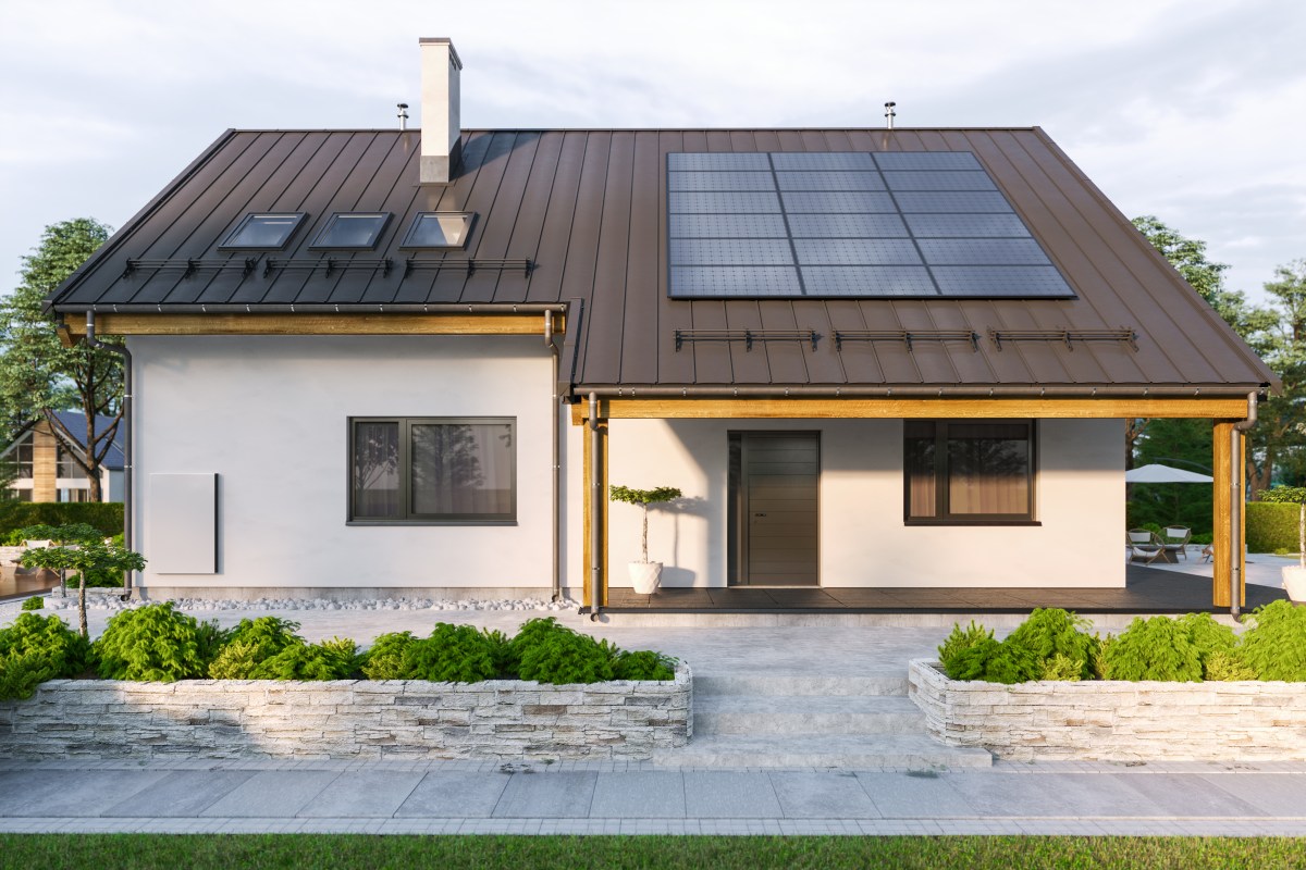 GettyImages 1308318231 How your solar rooftop became a national security issue