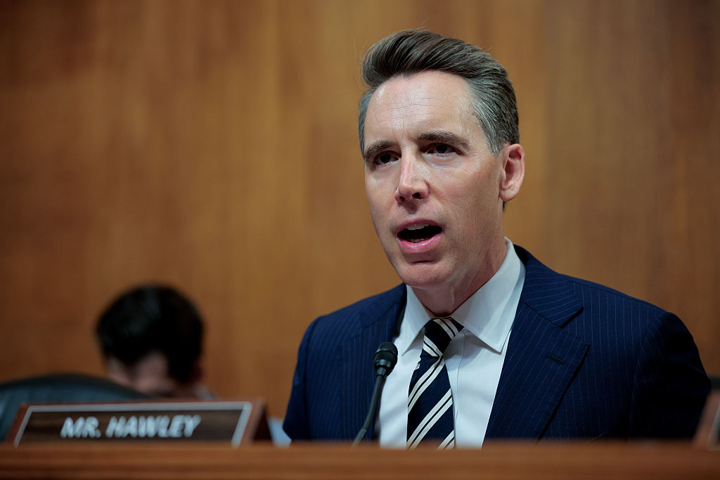 GettyImages 2225427600 Sen. Hawley to probe Meta after report finds its AI chatbots flirt with kids