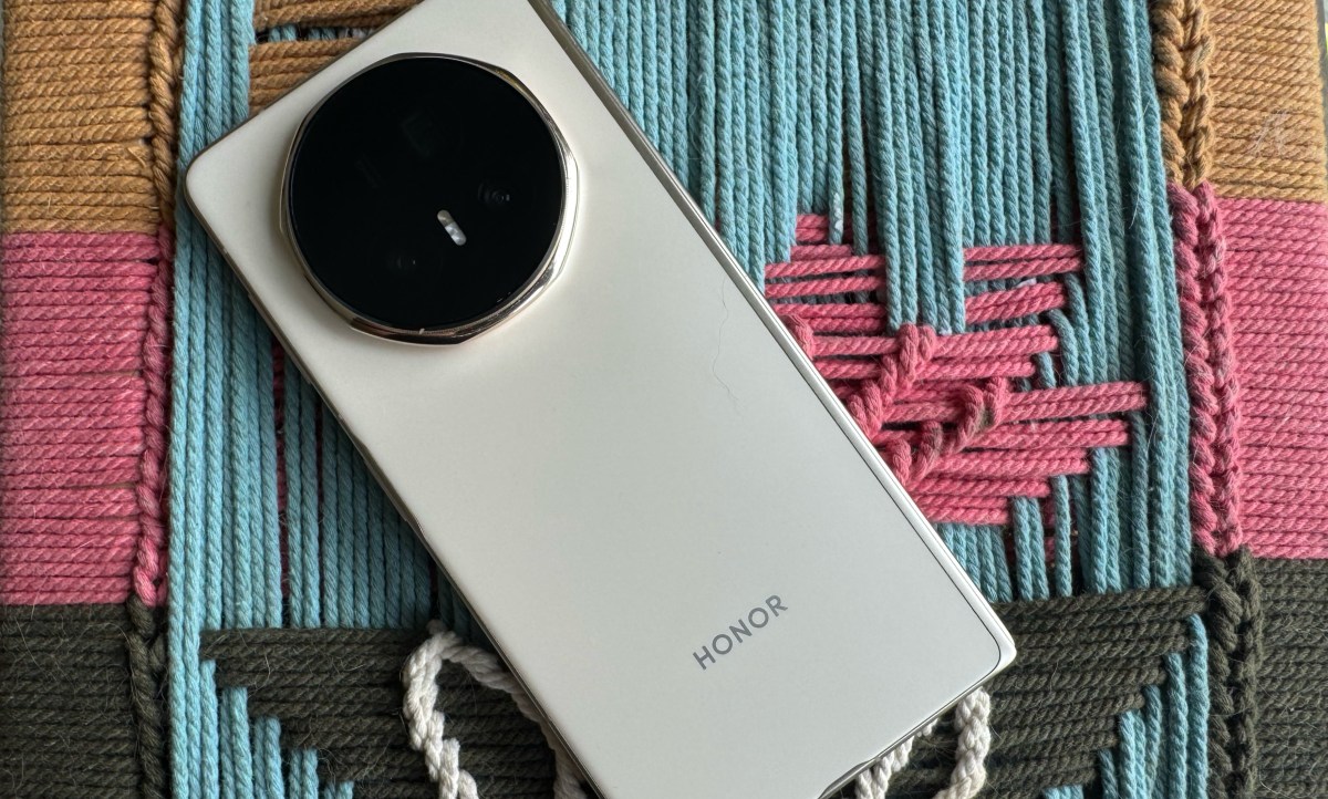 Honor feat Honor's slim Magic V5 foldable is fun to use, minus the huge camera bump