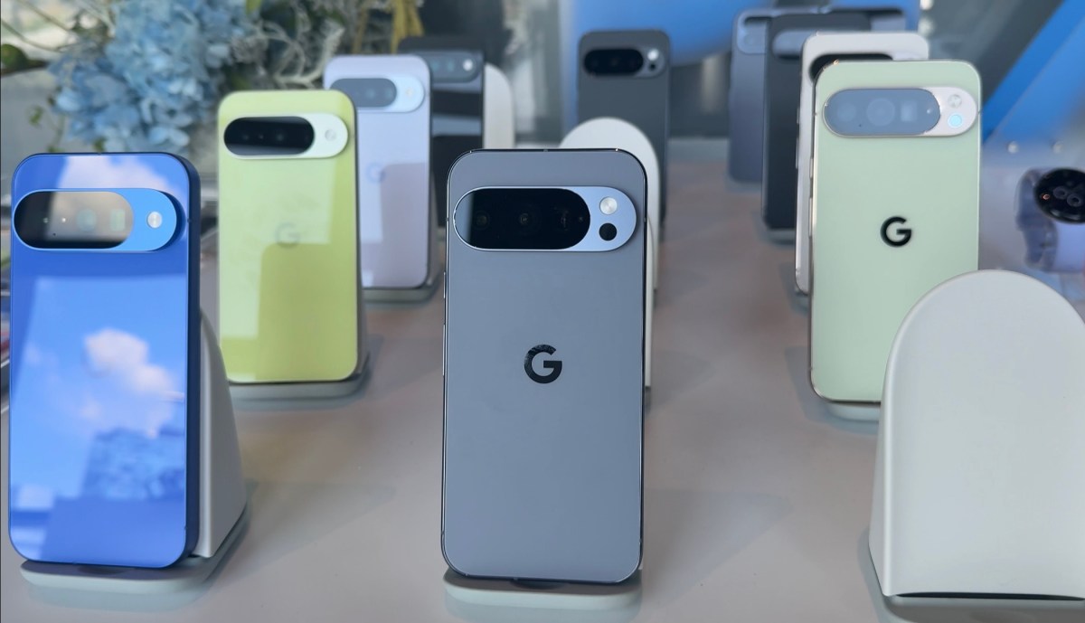 IMG 3160 Google doubles down on 'AI phones' with its Pixel 10 series