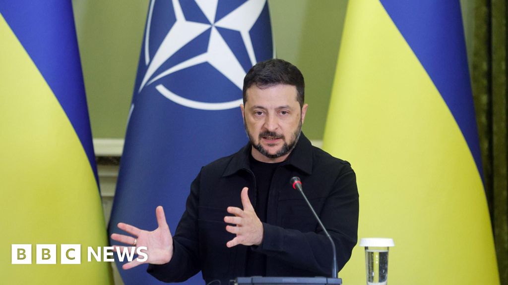 a13a23f0 7f62 11f0 a34f 318be3fb0481 Russia trying to stop meeting on peace and prolong war, says Zelensky