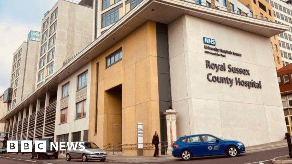 a17b72c0 7e9e 11f0 9b5a 93b6ac298424 Sussex families feel 'ignored' over Brighton maternity review