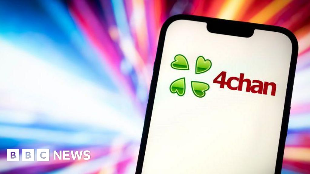a6b26a30 7e96 11f0 8884 75e02e8a067a 4chan will refuse to pay daily UK fines, its lawyer tells BBC