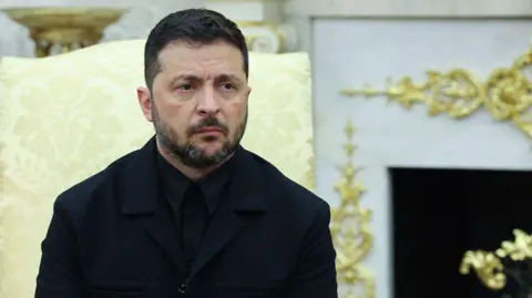 Zelensky leaves White House unscathed as he buys more time Getty Images Ukrainian President Volodymyr Zelensky meets with US President Donald Trump in the Oval Office at the White House.