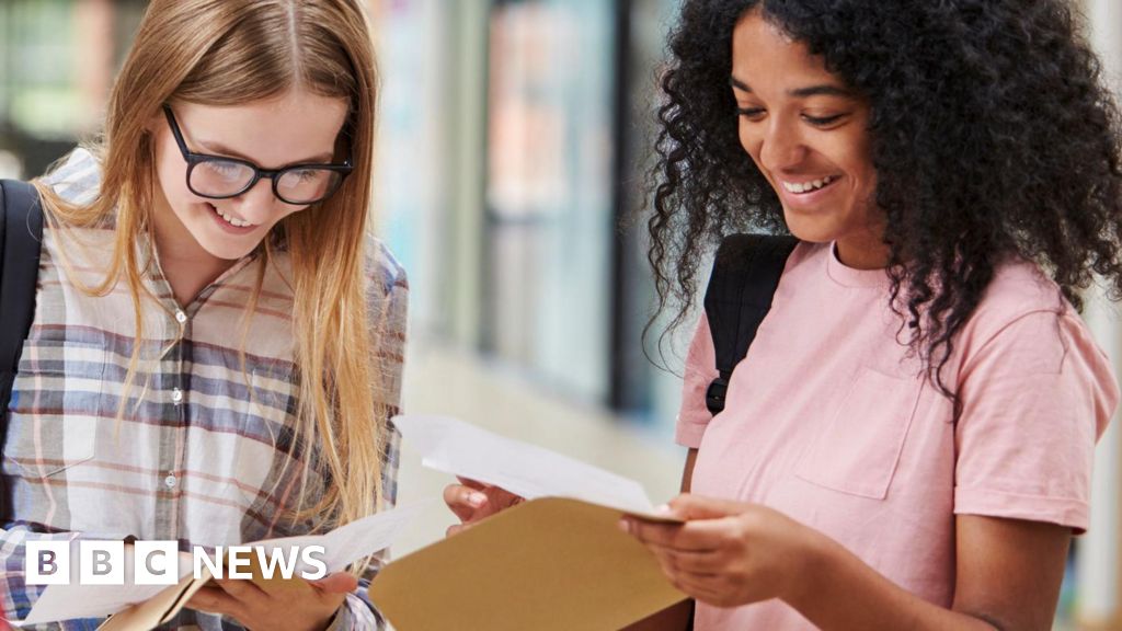 e03d3d50 72cc 11f0 bc0b 71ff4b1302b0 More teens to get their choice of uni even if they miss their grades, says Ucas