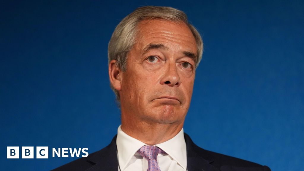 e4740a20 7fba 11f0 9481 1fe1ca574d00 Nigel Farage pledges to deport small boat asylum seekers