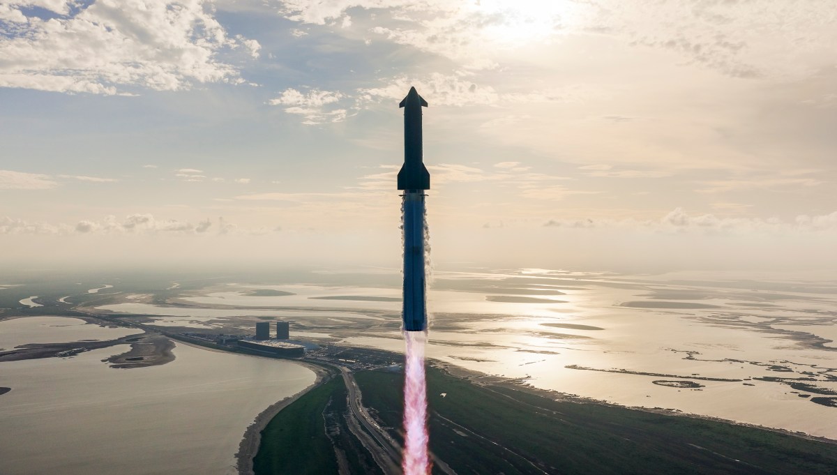 starship flight 10 With Starship Flight 10, SpaceX prioritized resilience over perfection
