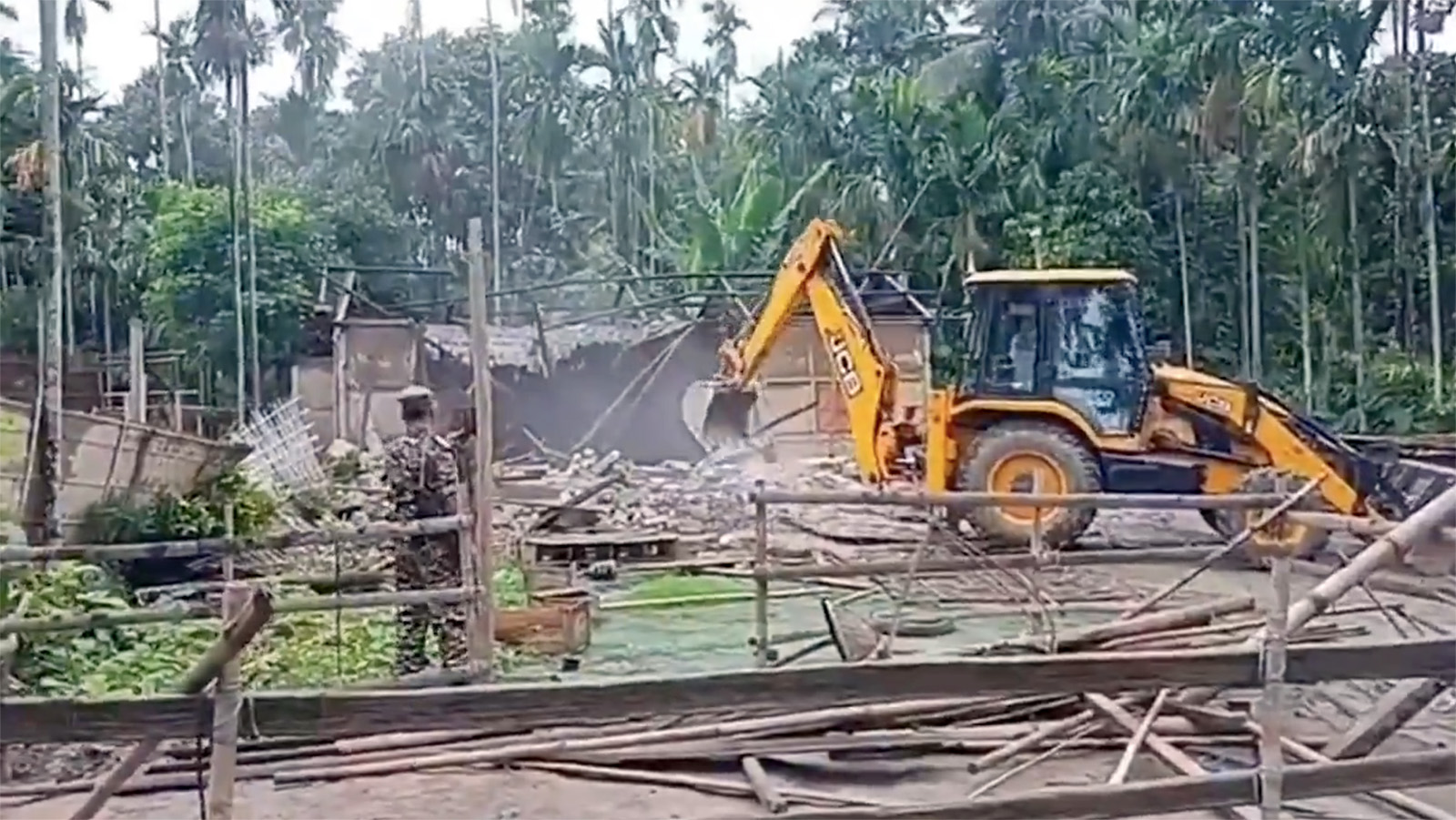 webRNS Bengal Evictions Assam1 An ethnic cleansing of Muslims is happening right now in India's Assam state