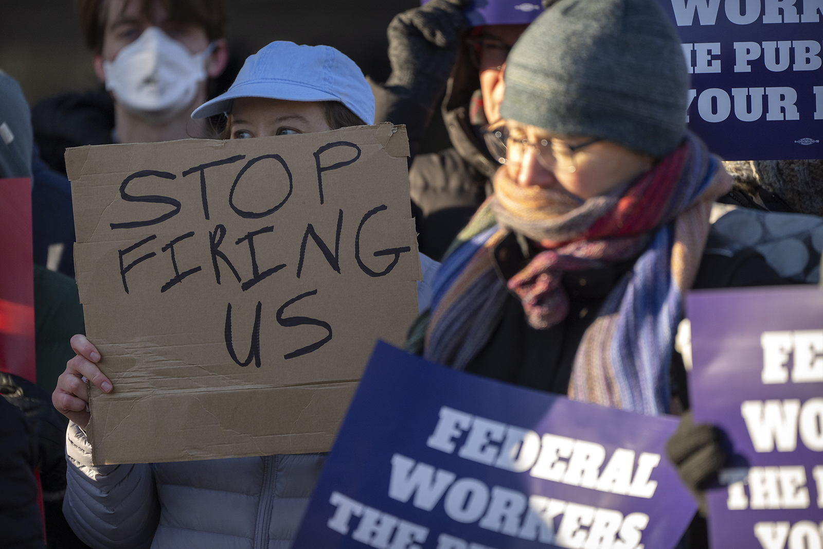 webRNS Federal Workers2 Around DC, congregations aid those who’ve lost the ‘good government job’