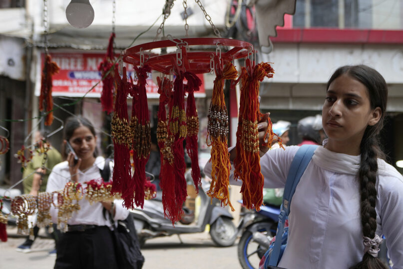 How Hindus are embracing gender equality in an ancient siblings tradition webRNS RAKSHA BANDHAN4 How Hindus are embracing gender equality in an ancient siblings tradition