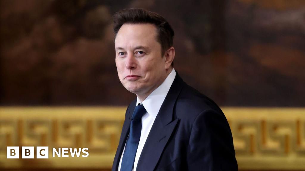 09c91260 9240 11f0 a1c9 9feb11d883c1 Elon Musk buys $1bn worth of Tesla shares