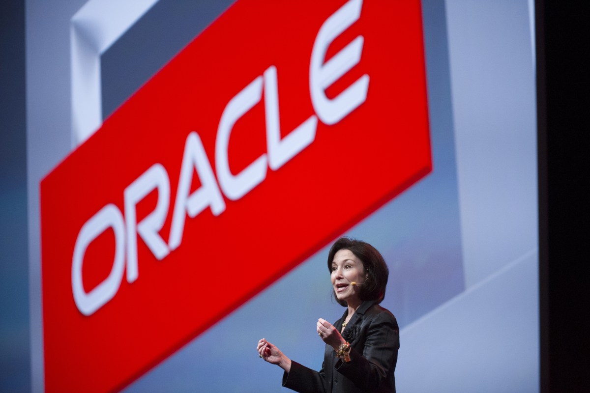 456307736 Oracle promotes two presidents to co-CEO role