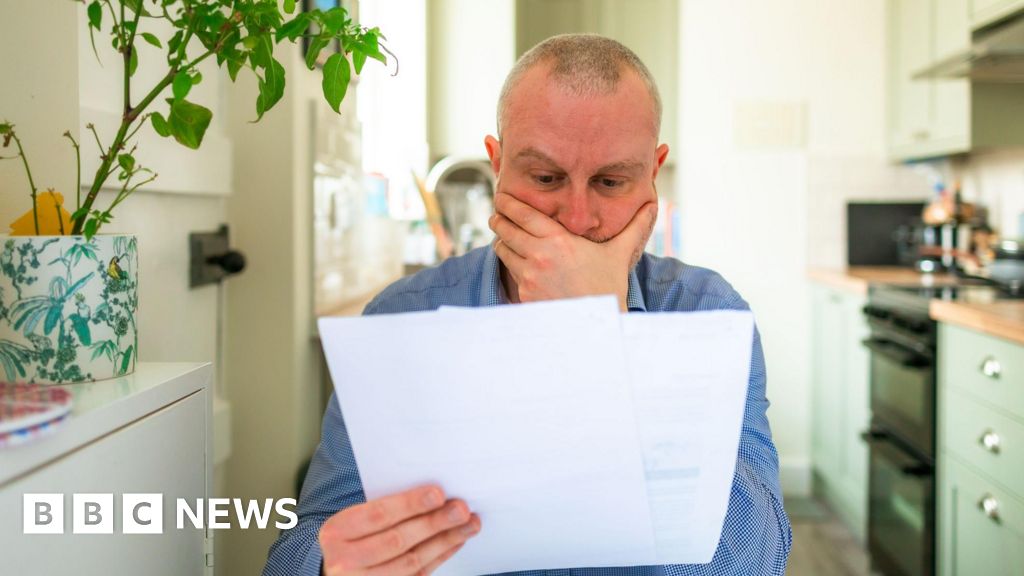 50f384f0 99f1 11f0 8075 a1f3b14172f9 Customers' debt to energy suppliers soars to £4.4bn