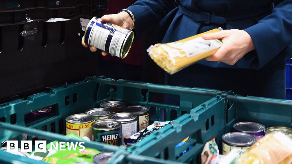 9074e9e0 9c60 11f0 b66e 67a4632b8ff2 Boston Food Bank appeals for help amid soaring demand