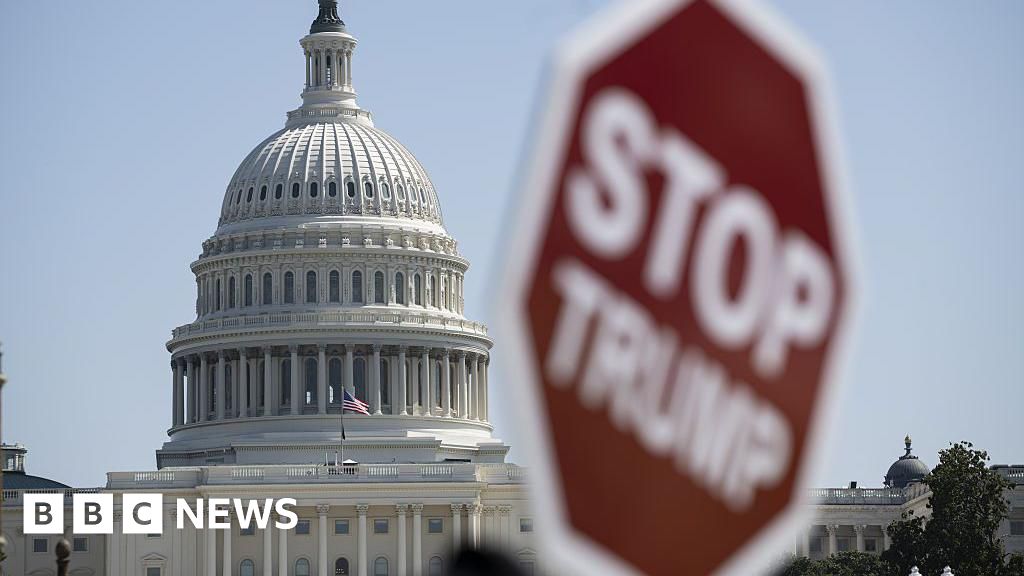 f6627200 9d40 11f0 973f 51ea2fc41b54 Why the US government might shut down and what to know