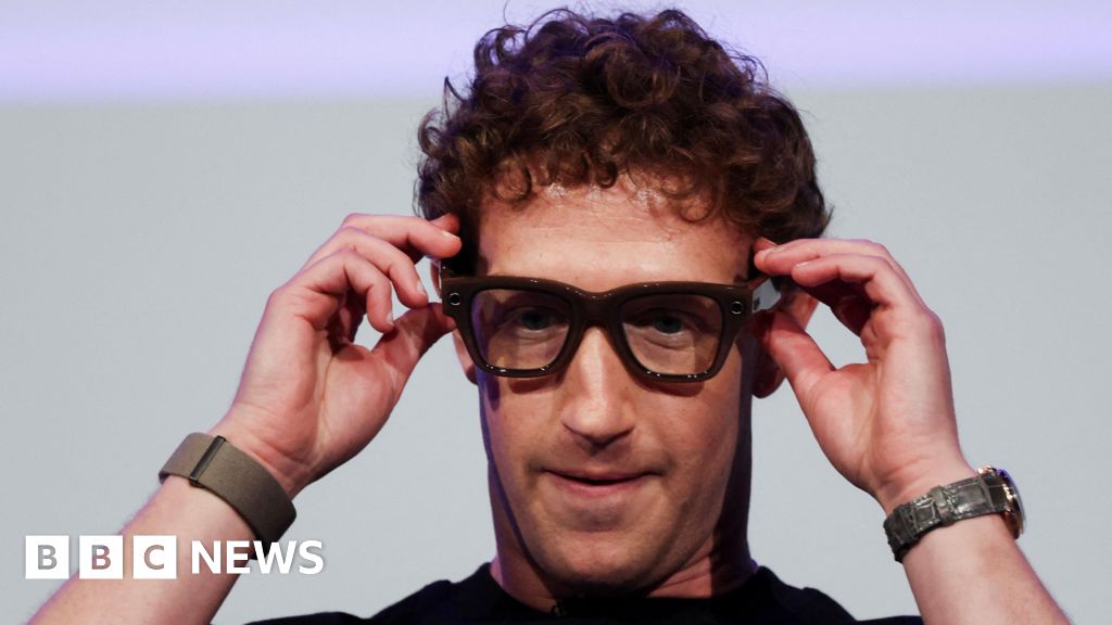 fd922290 942c 11f0 a173 75b0baa9f7ee Facebook owner Meta unveils new range of AI-powered smart glasses