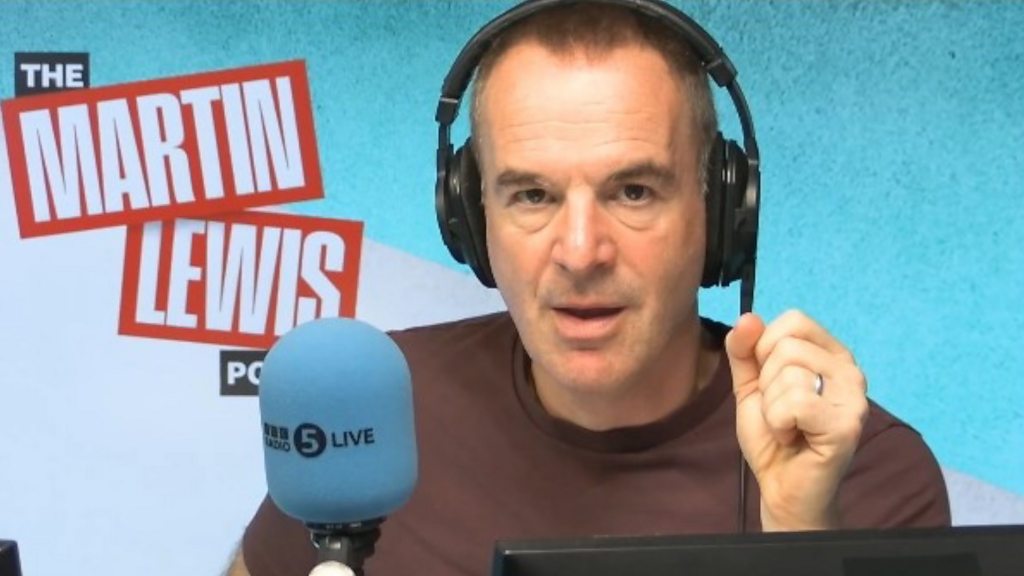 p0m562qs Martin Lewis on one big misunderstanding about student loans