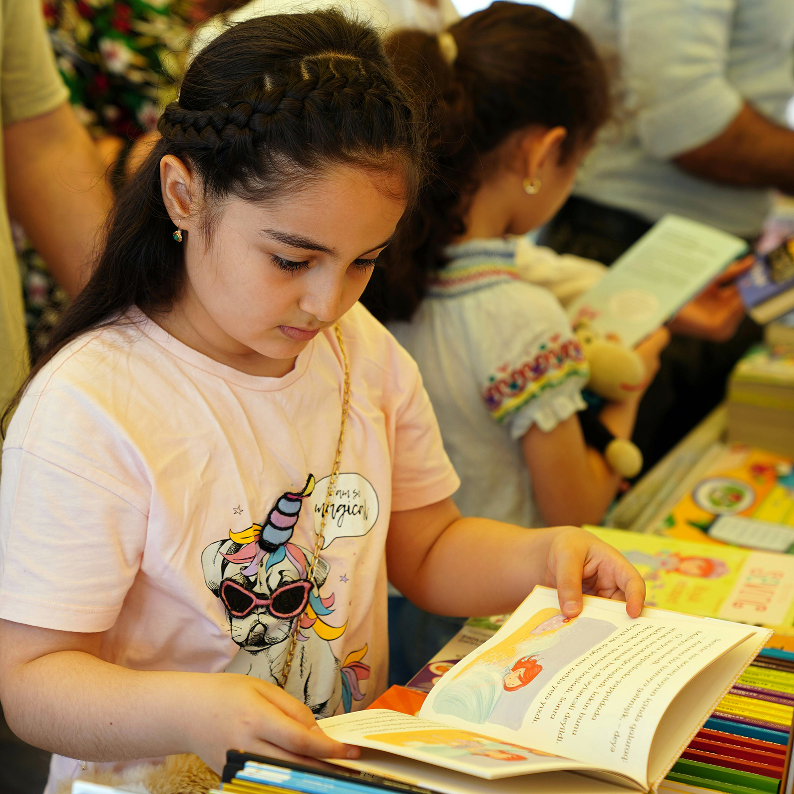 webRNS Children Reading1 Why I write children's books