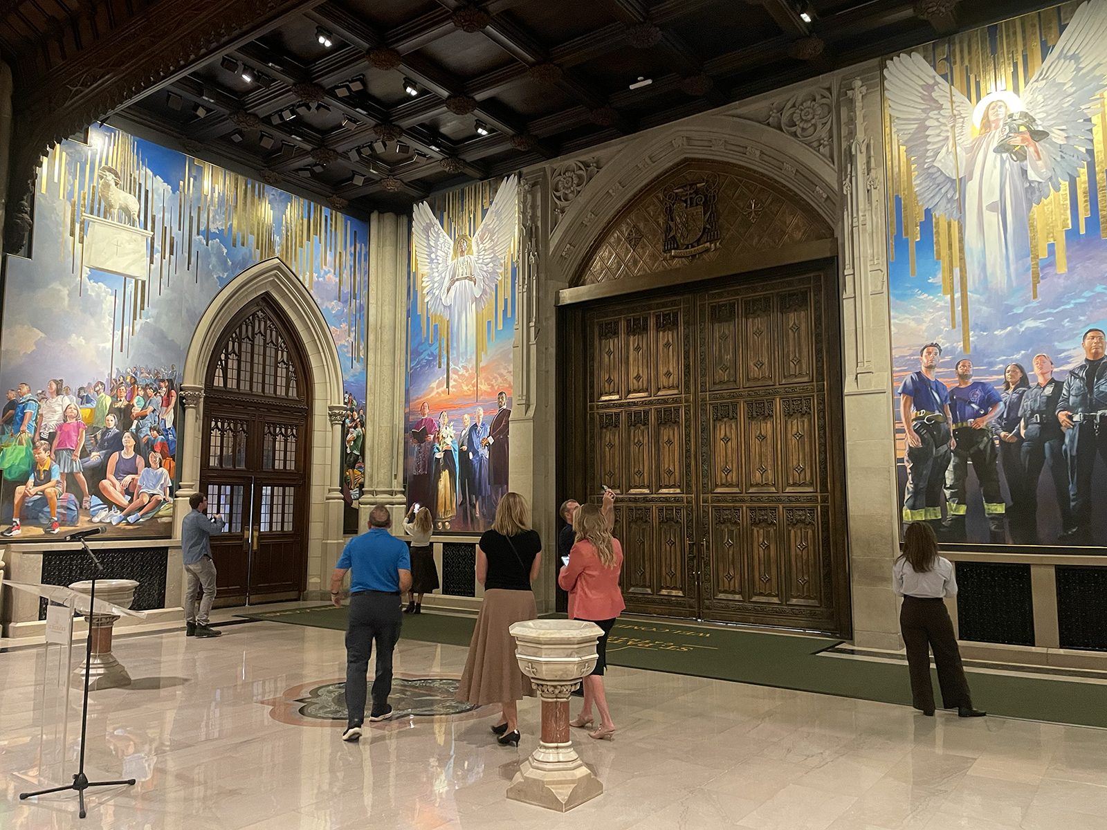 webRNS Dolan Mural4 Mural at St. Patrick's Cathedral sends immigration message