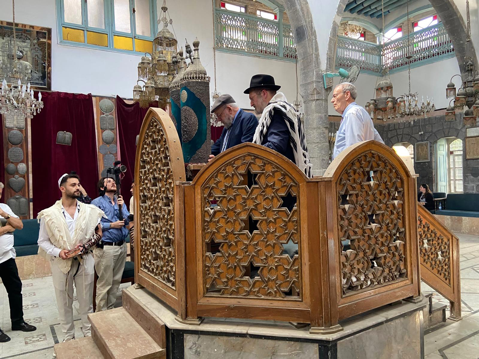 webRNS Syria Jews4 Hopeful for a new beginning in the new year, American Jews make historic trip to Syria