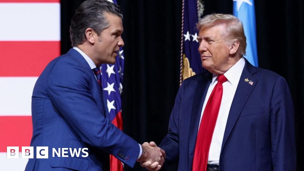 0a753390 a70a 11f0 b741 177e3e2c2fc7 Trump directs Pentagon to pay troops during shutdown