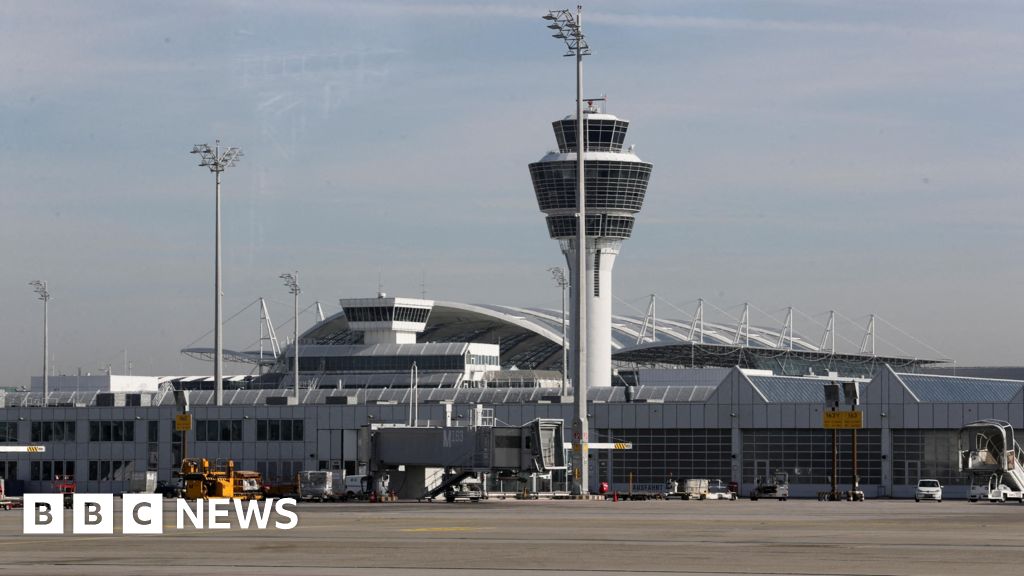 25831280 9ffb 11f0 b741 177e3e2c2fc7 Munich airport reopens after drone sightings force closure