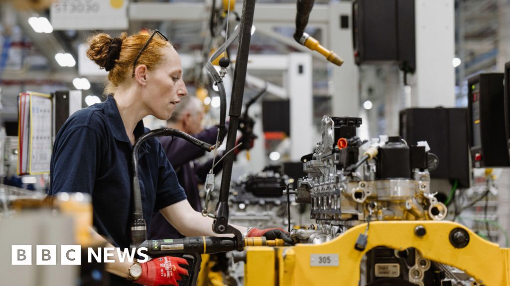 40c4bd60 a4fa 11f0 8e74 1f6664d312e9 JLR factory production lines resuming hailed as 'significant moment'