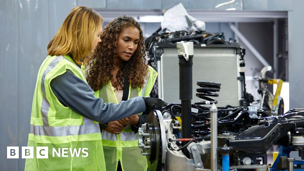 8d14ef00 b035 11f0 aa13 0b0479f6f42a JLR shutdown after cyber hack drives slump in UK car production