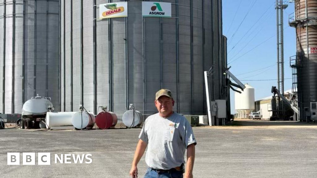 ba9de8c0 a089 11f0 b184 97e3939592ff Trump's farmer bailout raises concern about trade war 'winners and losers'