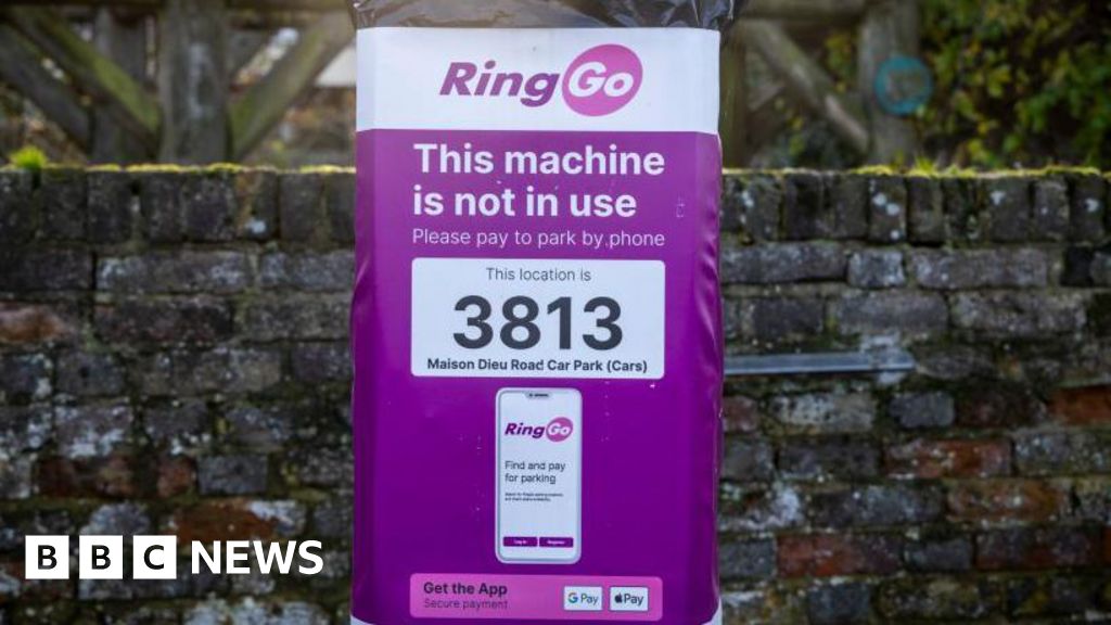 e6efa9b0 a523 11f0 adbe 83a1eb509ffb Don't force drivers to use parking apps, RAC says