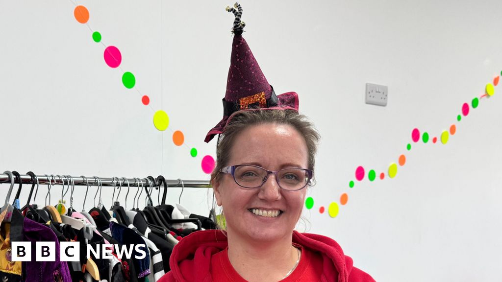 f5a8e630 b35e 11f0 a5ed d926a0229916 Hopes Washington Halloween swap-shop can cut costs for families