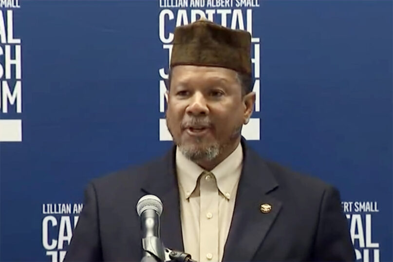 Shutdown a ‘double whammy’ for federal workers after earlier cuts, say clergy offering aid webRNS Talib Shareef1 Shutdown a ‘double whammy’ for federal workers after earlier cuts, say clergy offering aid