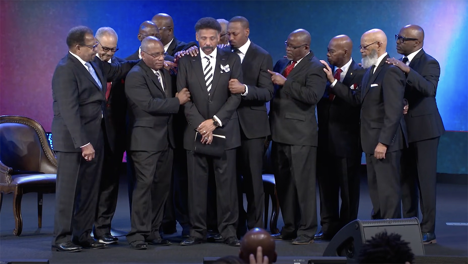 webRNS Tony Evans Oak Cliff1 Tony Evans will no longer lead Dallas megachurch after restoration process for 'sin'