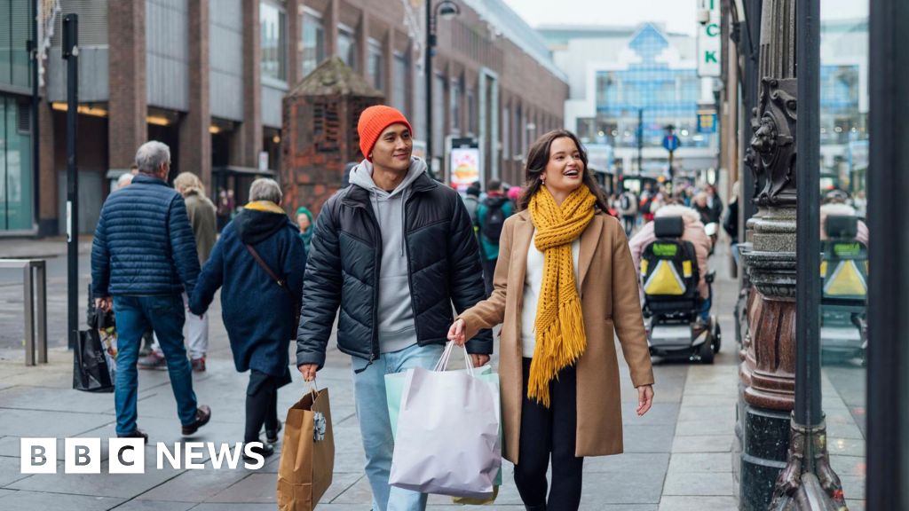 047aa7c0 c48f 11f0 90ea 63f1b96da933 UK inflation rate falls to 3.6% in year to October