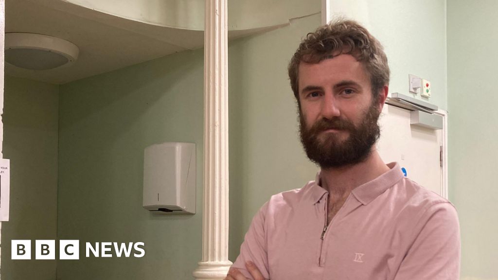 3ce410f0 c69d 11f0 841f b7493fe02285 Cambridge shelter resident says Budget must focus on housing