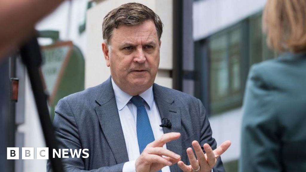 70788d50 cdec 11f0 a750 a3ce41dc0968 Call for probe into 'possible market abuse' in Budget run-up